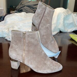 New Vaneli Dorle women’s size 10W Tan sand color